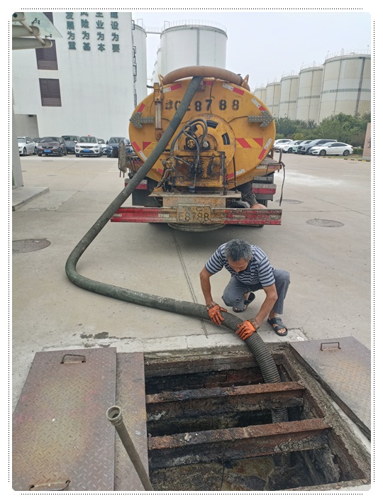 港口隔油池清掏